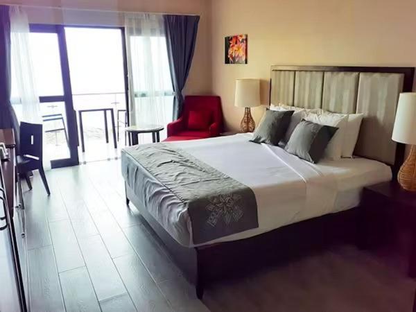 Survivor Samoa Beach Resort Falelatai Eksteriør bilde