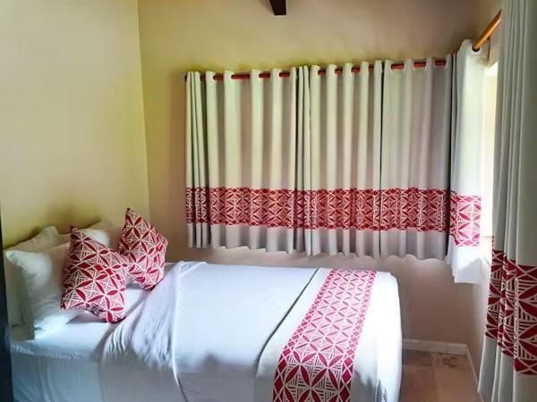Survivor Samoa Beach Resort Falelatai Eksteriør bilde