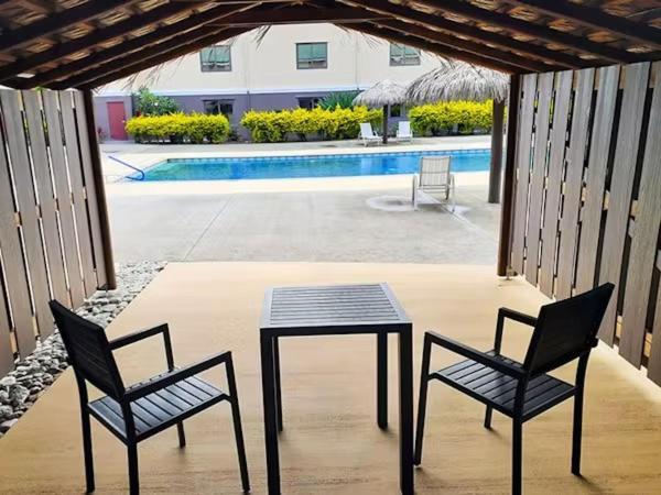 Survivor Samoa Beach Resort Falelatai Eksteriør bilde